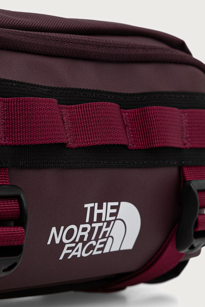 Nerka Base Camp Lumbar The North Face NF0A8BK5ZQ51 bordowy