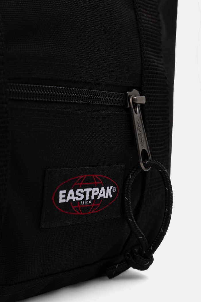 Eastpak saszetka TRAVEL TOTE MINI czarny EK0A5BLT0081
