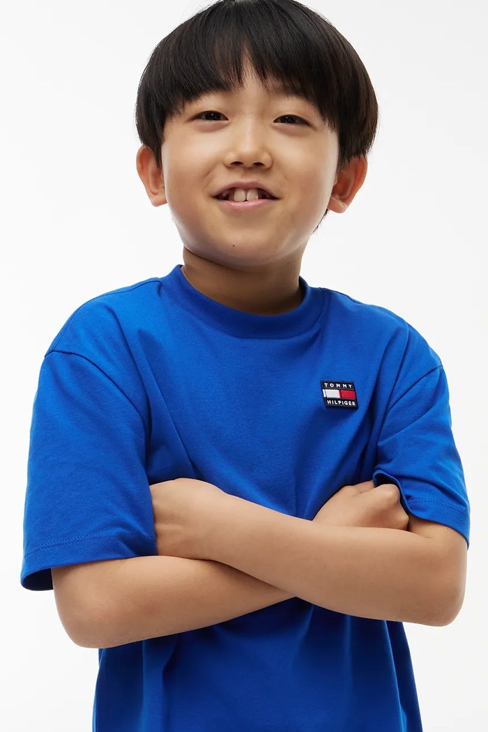 Chłopiec Tommy Hilfiger T-shirt dziecięcy bawełniany KS0KS00770.98.122.9BY2 niebieski