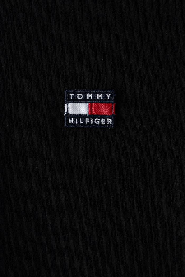 Chłopiec Tommy Hilfiger T-shirt basic dziecięcy bawełniany KS0KS00756.92.122.9BY2 czarny