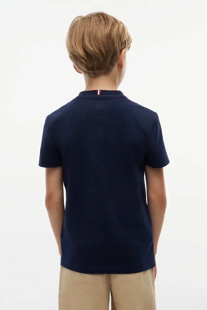 Chłopiec Tommy Hilfiger T-shirt basic dziecięcy bawełniany KB0KB10646.128.176.9BY2 granatowy