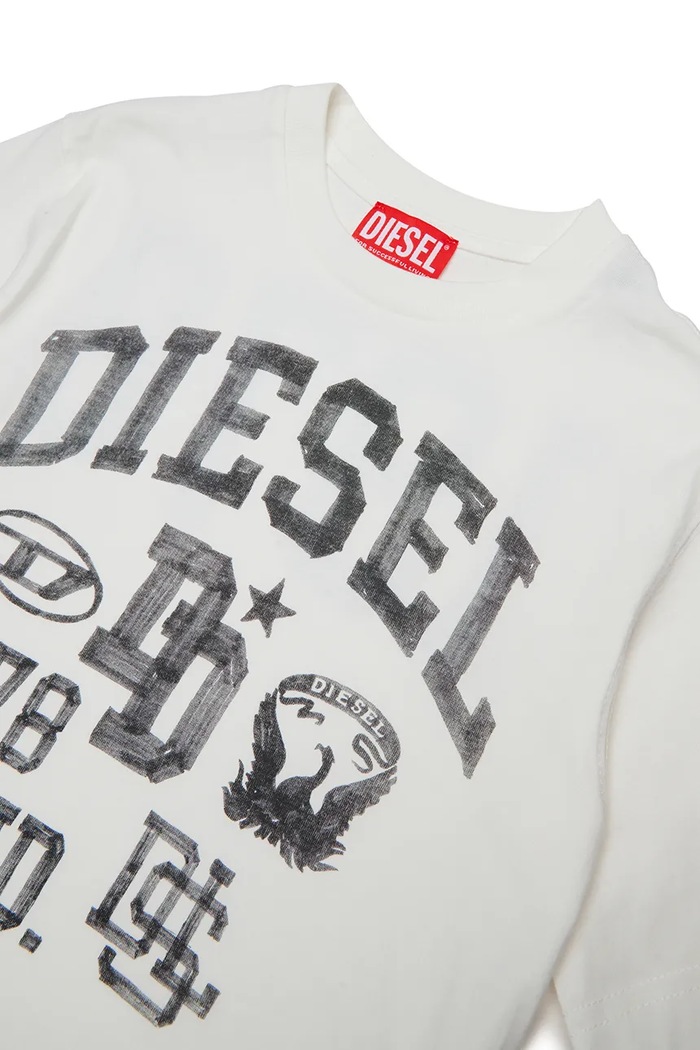 Chłopiec Diesel T-shirt dziecięcy bawełniany TBAND OVER T-SHIRT J02993.KYA1Y biały