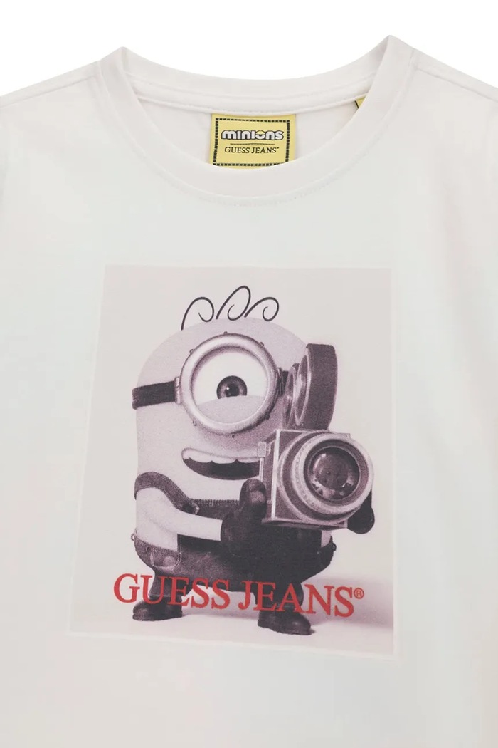Chłopiec Guess T-shirt dziecięcy bawełniany GJ X MINIONS N6YI27.K6651.9BY2 biały