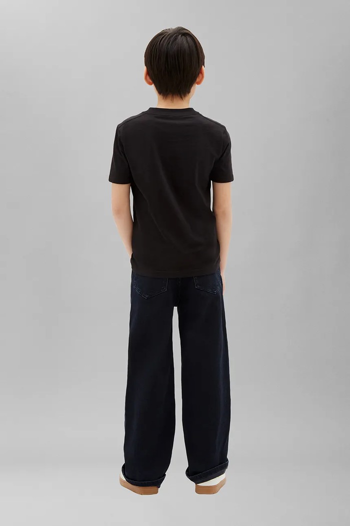 Chłopiec Calvin Klein Jeans T-shirt dziecięcy bawełniany LVCKTJA40B.104.122.9BY2 czarny