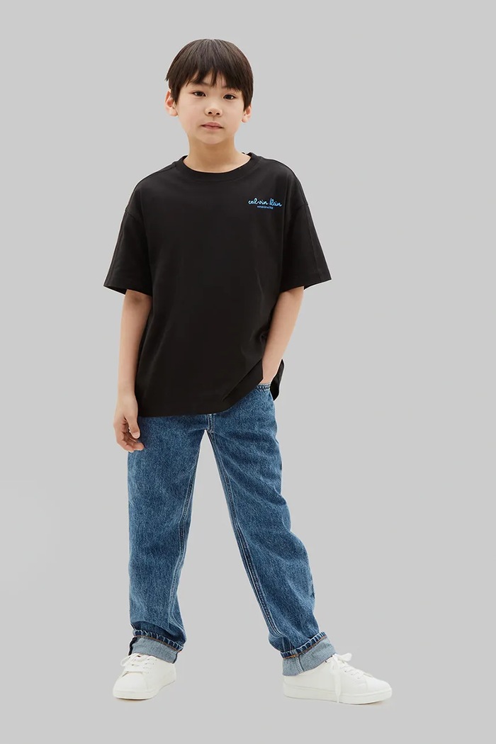 Chłopiec Calvin Klein Jeans T-shirt dziecięcy bawełniany LVCKTJA45B.128.176.9BY2 czarny