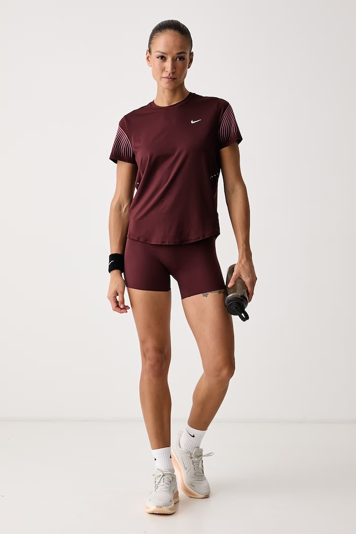Nike T-shirt do biegania Swift Flash Dri-FIT IM8013.658 brązowy AW26