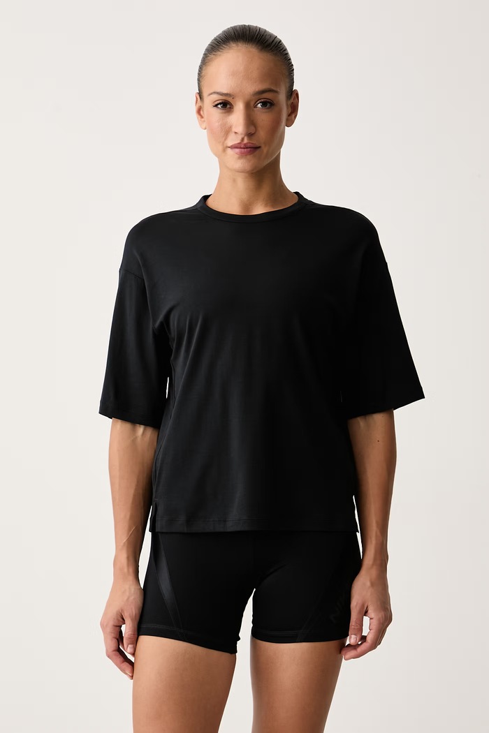Nike T-shirt treningowy damski 24.7 Dri-FIT czarny IQ9332.010
