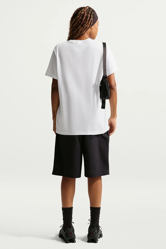 Nike Sportswear T-shirt oversize damski bawełniany Classic IH7601.100 biały AW26