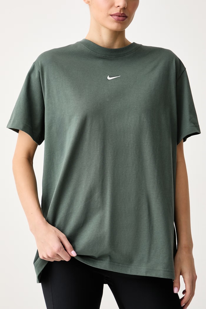 T-shirt oversize damski bawełniany Classic Nike Sportswear IH7601.303 zielony