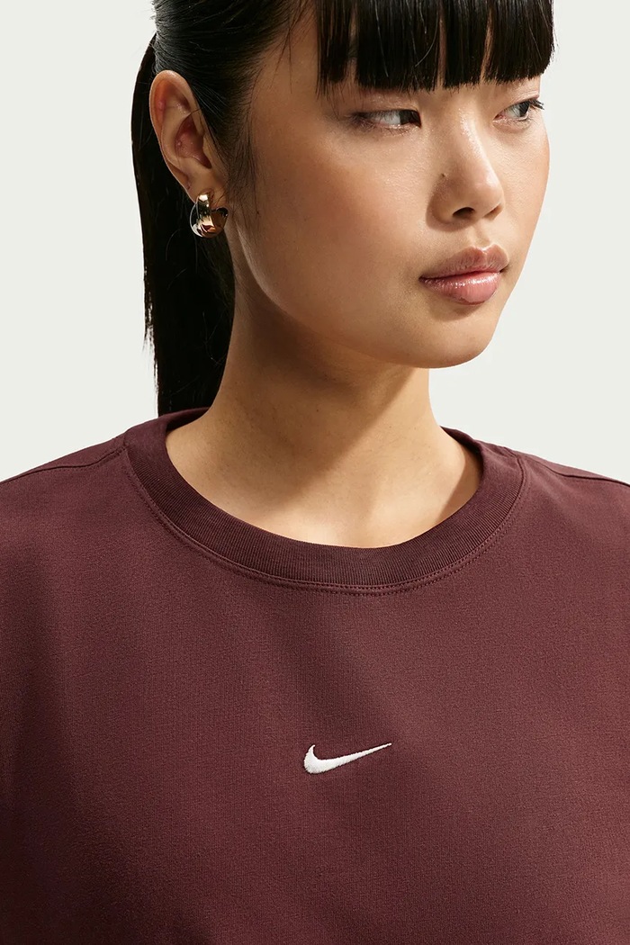 T-shirt oversize damski bawełniany Classic Nike Sportswear IH7601.658 brązowy
