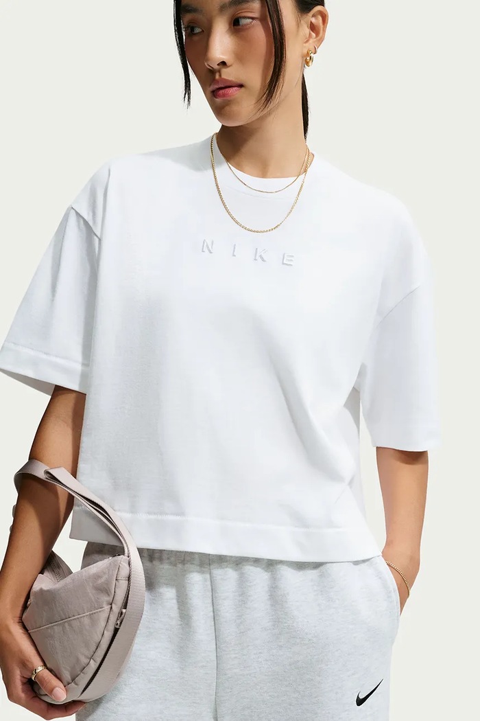 Odzież Nike Sportswear T-shirt oversize damski bawełniany IO7462.100 biały