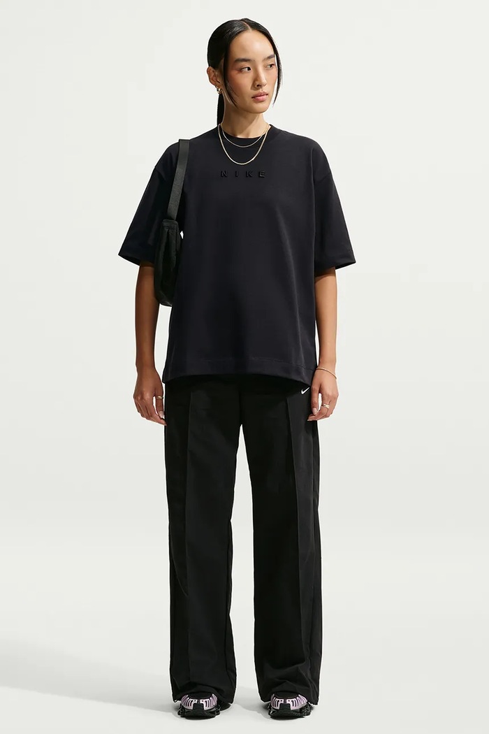 Nike Sportswear T-shirt oversize damski bawełniany czarny IO7464.010