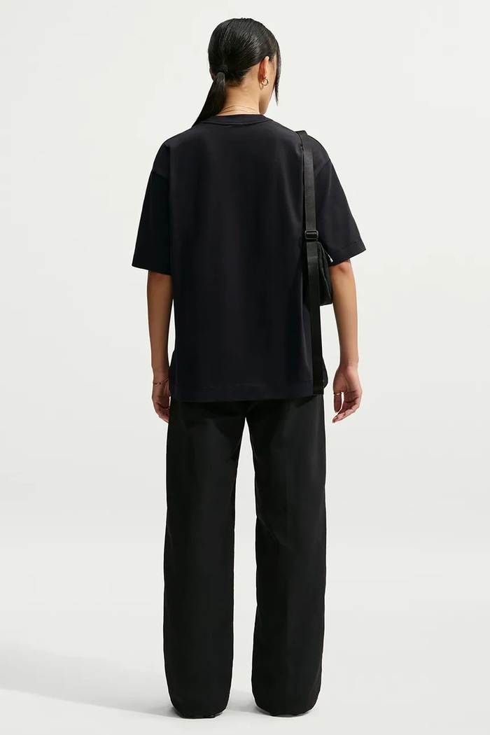 Nike Sportswear T-shirt oversize damski bawełniany IO7464.010 czarny AW26
