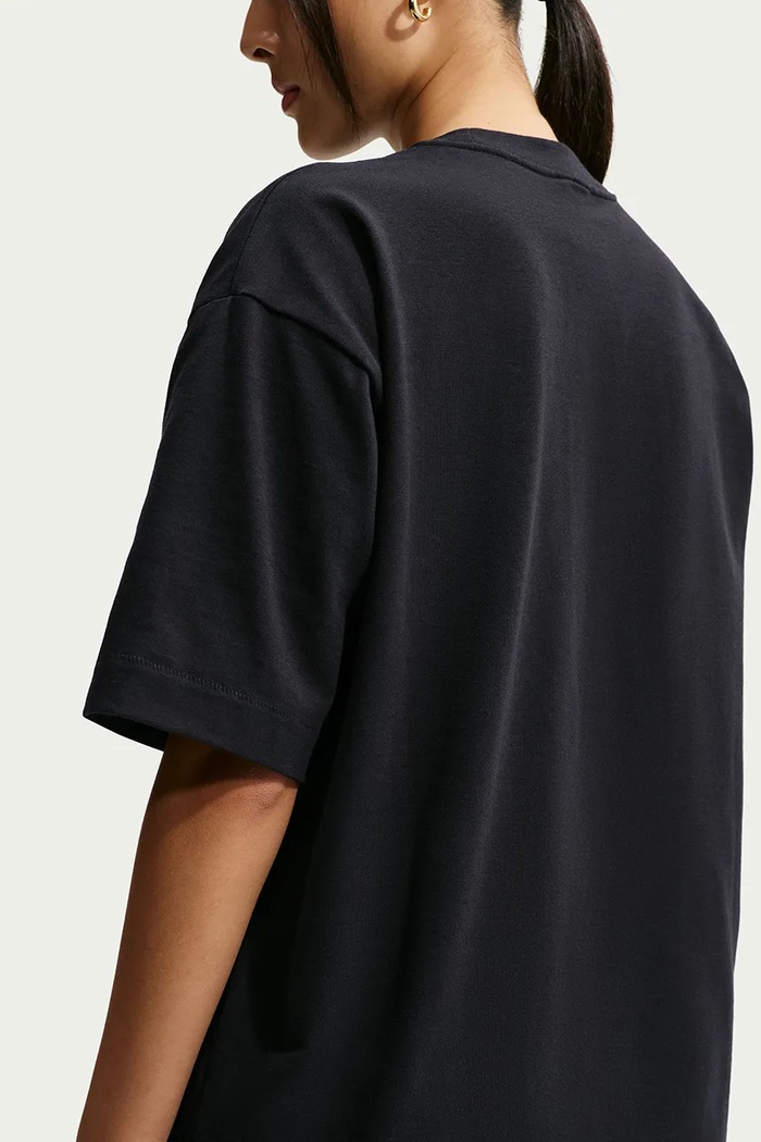 Odzież Nike Sportswear T-shirt oversize damski bawełniany IO7464.010 czarny