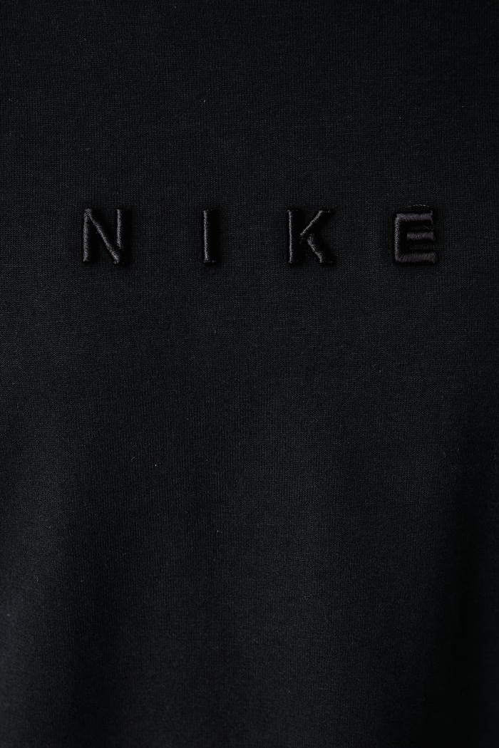 Уголемена тениска дамска от памук Nike Sportswear черен IO7464.010