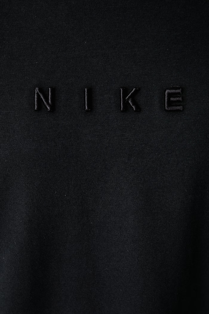 Уголемена тениска дамска от памук Nike Sportswear черен IO7464.010