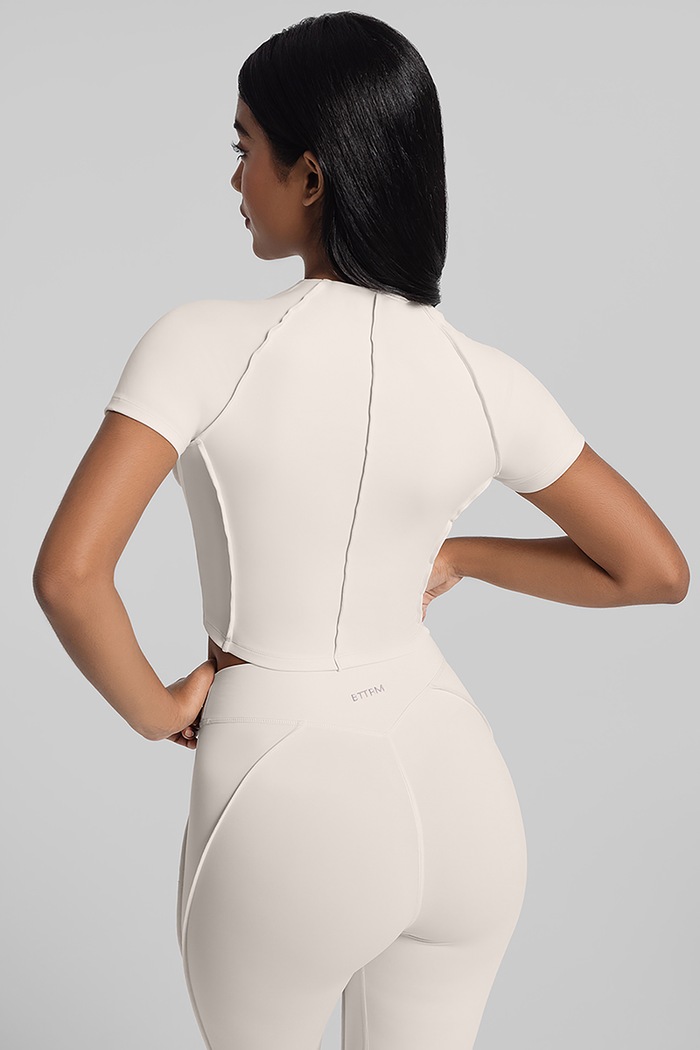 BetterMe T-shirt sportowy damski Contour Stitch Crop TSH00005 beżowy AW26