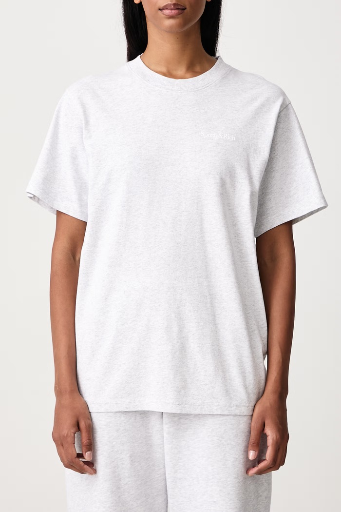 Serif Logo T-shirt bawełniany damski Sporty & Rich szary TO11984300GY03