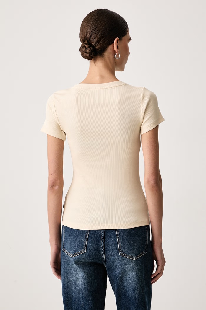 Guess Jeans T-shirt damski bawełniany z elastanem W6BP04.K5468 beżowy AW26