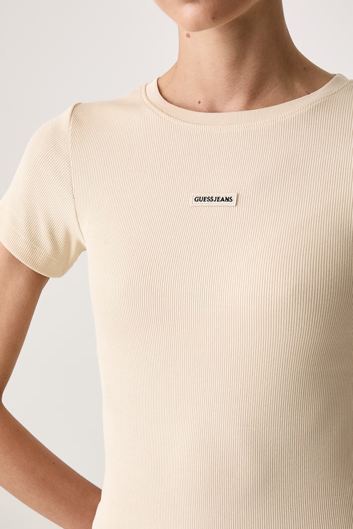 Odzież Guess Jeans T-shirt damski bawełniany z elastanem W6BP04.K5468 beżowy
