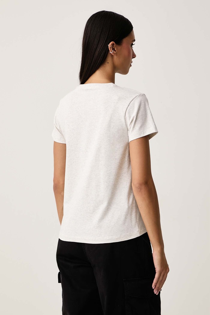 Odzież Guess Jeans T-shirt damski bawełniany z elastanem W6BI15.K5599 szary