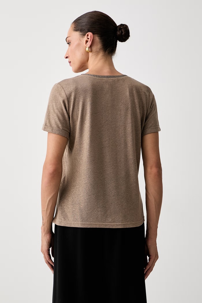 Odzież Morgan T-shirt damski z wiskozą DAMA. beżowy