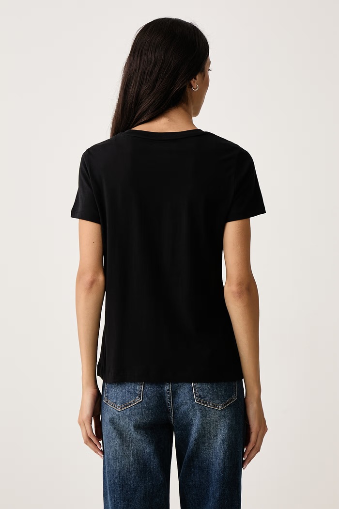Odzież DKNY T-shirt damski z bawełną DJ6T1846 czarny