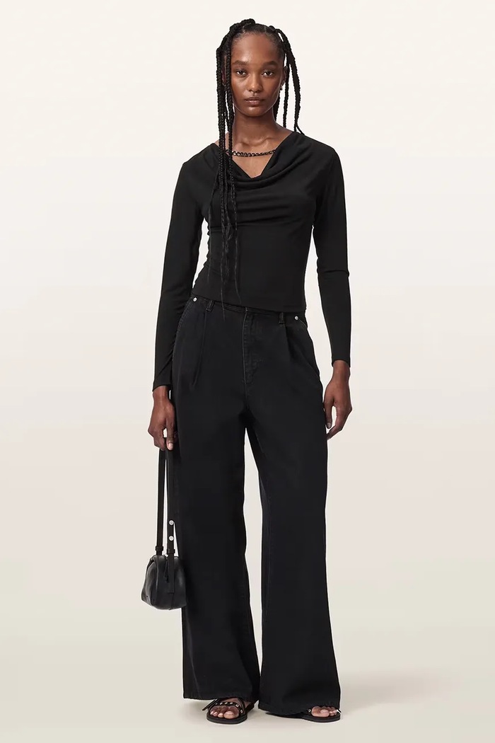 Odzież AllSaints Longsleeve damski z wiskozą HALLIE LS TOP W242JE czarny