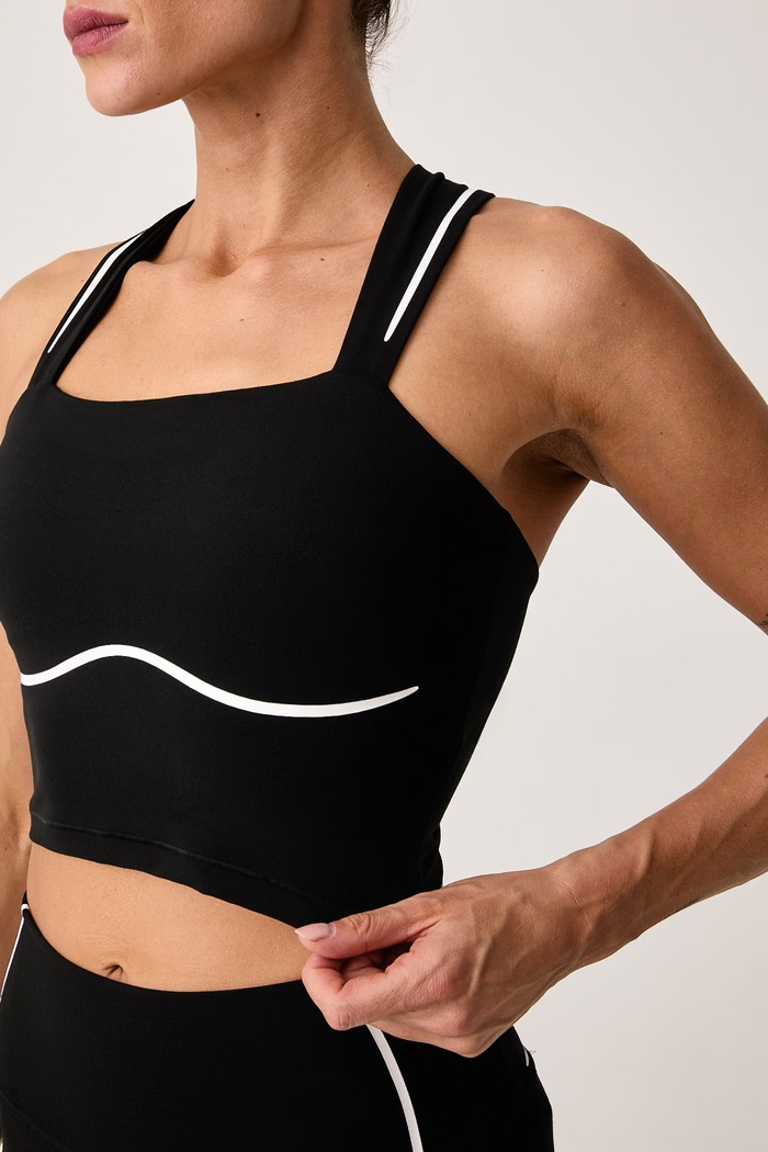 Top do jogi damski Meridian Contour Under Armour 6016947 czarny