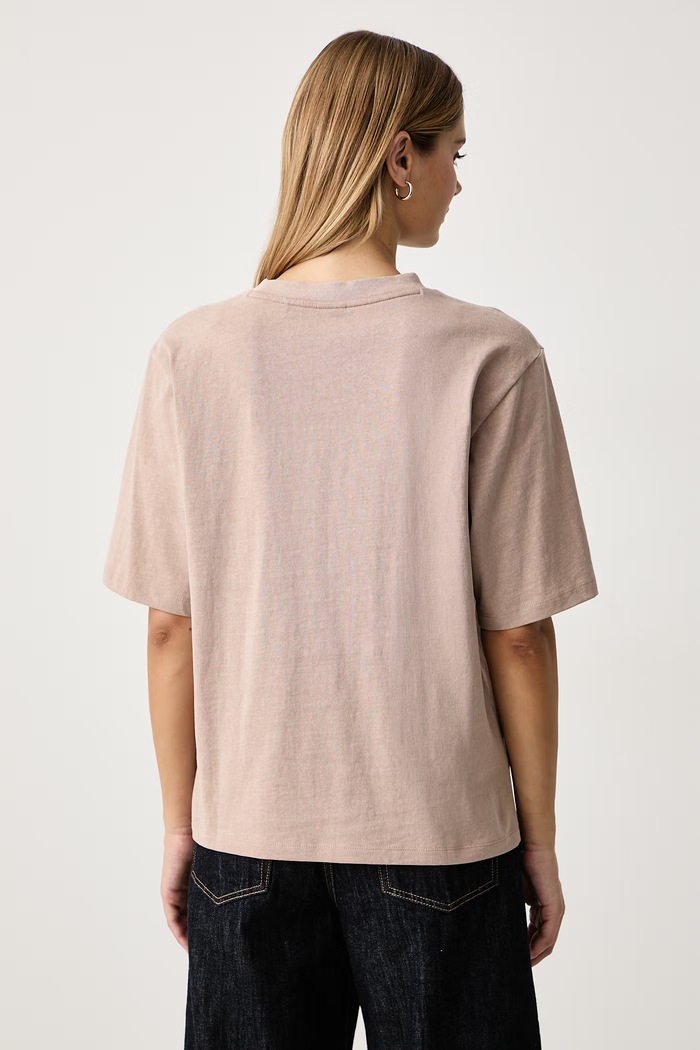 Odzież BOSS Orange T-shirt damski bawełniany C_Eregular_8 50571460 beżowy