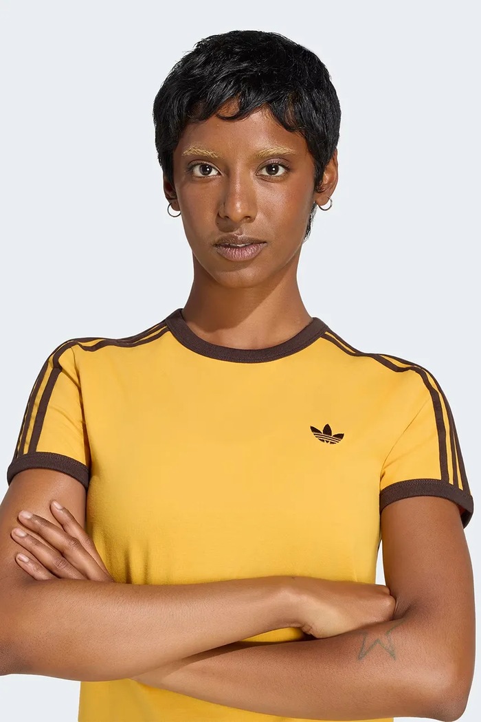 T-shirt damski bawełniany z elastanem adidas Originals KS4775 żółty