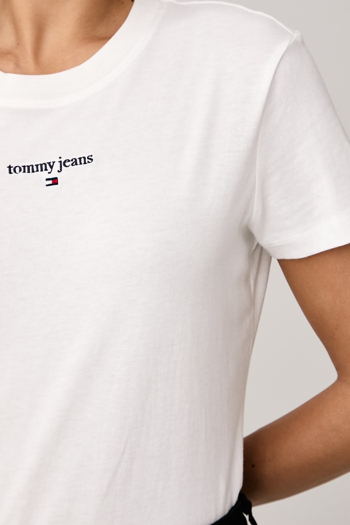 T-shirt damski z bawełną Tommy Jeans biały DW0DW23527
