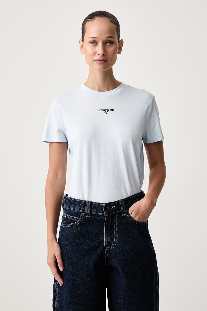 Tommy Jeans T-shirt damski z bawełną niebieski DW0DW23527