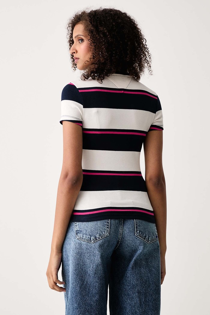 Odzież Tommy Jeans T-shirt damski bawełniany z elastanem DW0DW23834 granatowy