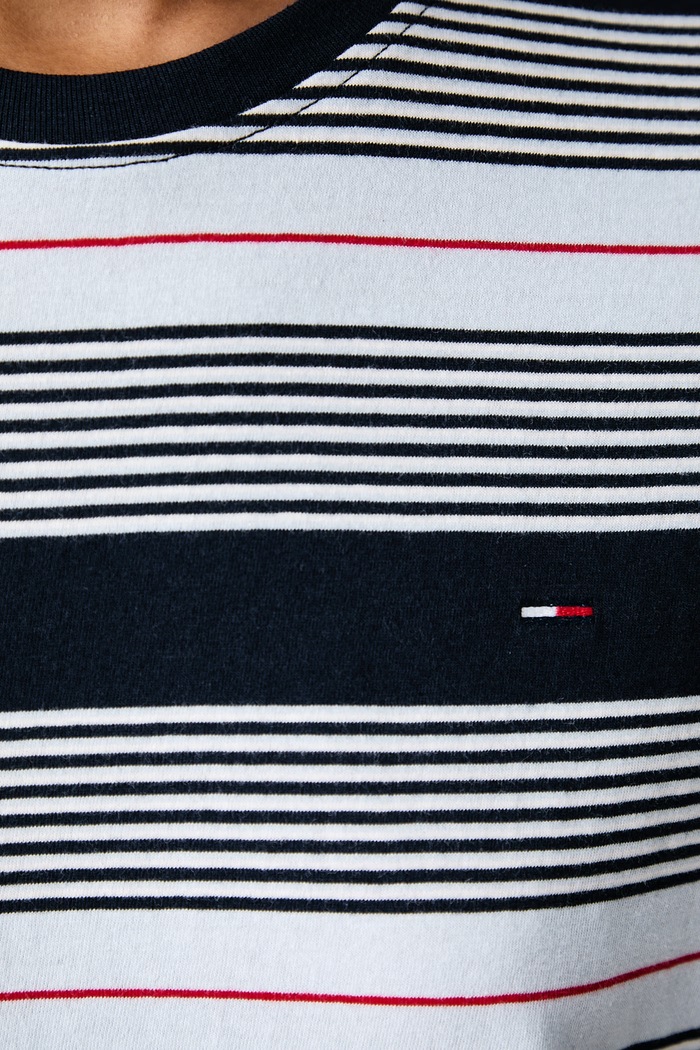 Majica ženska pamučna Tommy Jeans DW0DW23561 plava