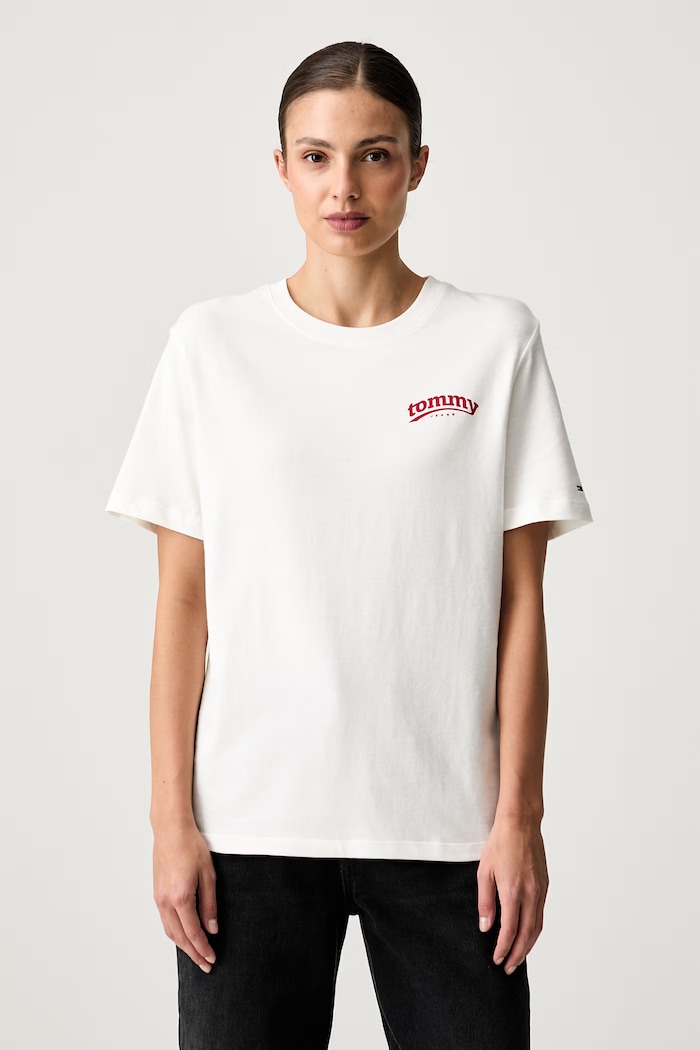 Oblačila Tommy Jeans kratka majica ženska bombažna DW0DW23526 bela