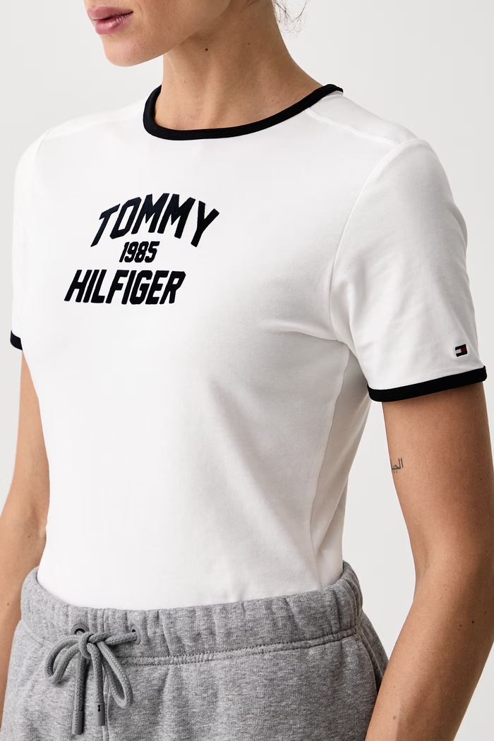 T-shirt damski bawełniany z elastanem Tommy Hilfiger biały WW0WW52363