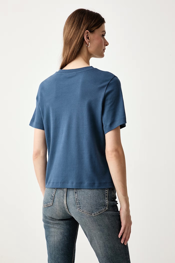 Odzież Tommy Hilfiger T-shirt damski bawełniany WW0WW52365 niebieski