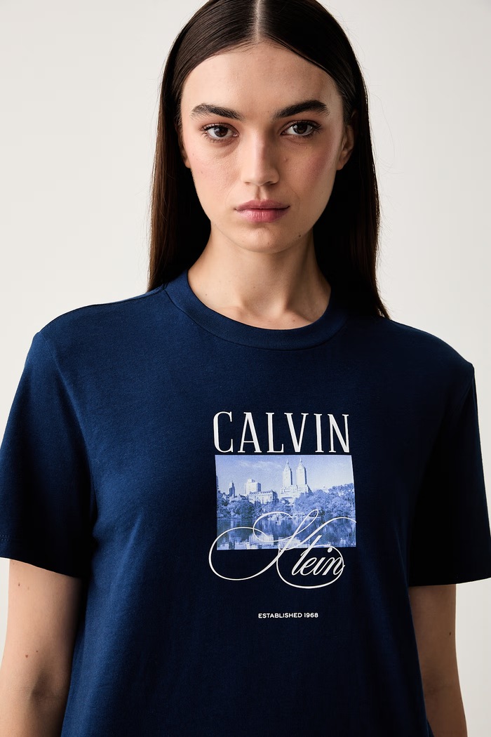 Calvin Klein Jeans T-shirt damski bawełniany granatowy LV047H804G