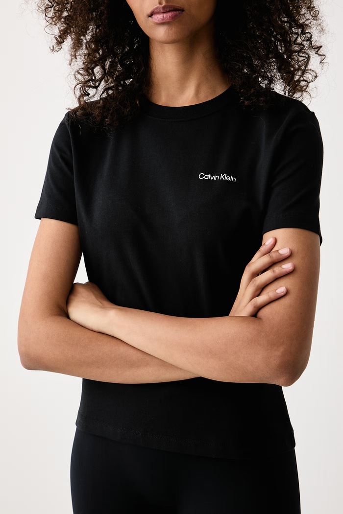 T-shirt damski bawełniany z elastanem Calvin Klein LV047H826G czarny