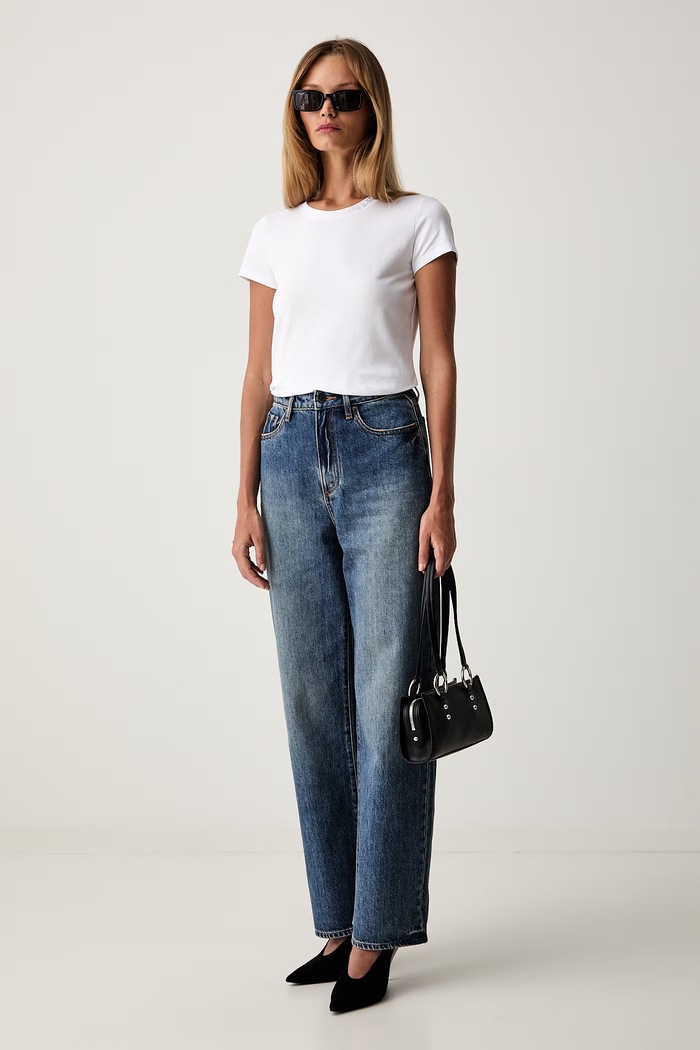 Armani Exchange osnovna kratka majica ženska bombažna z elastanom XW002743.AF23955 bela AW26