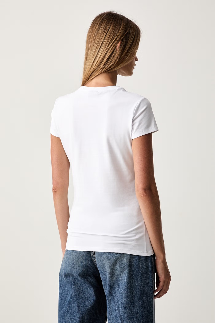 Oblačila Armani Exchange kratka majica ženska bombažna z elastanom XW002547.AF23955 bela