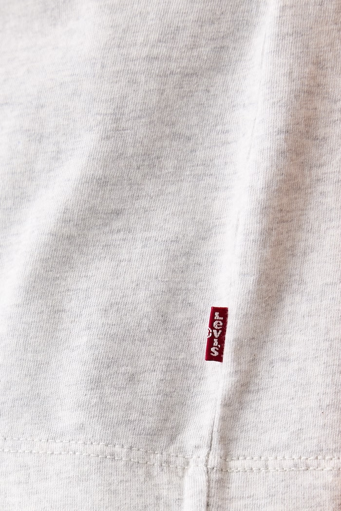 Levi's kratka majica ženska bombažna GR ANYDAY 005HP siva