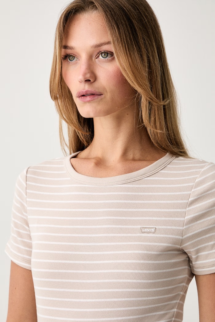 Levi's t-shirt γυναικείο βαμβακερό με ελαστάν HAYES μπεζ 001J3