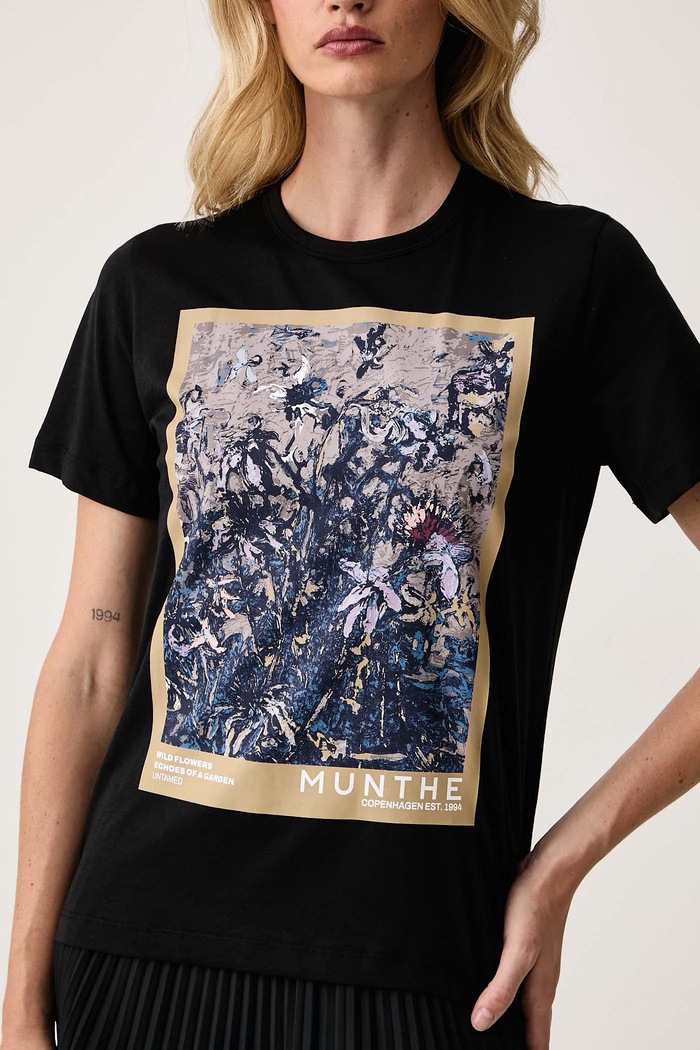 T-shirt damski bawełniany VURANUS MUNTHE 263110126360 czarny