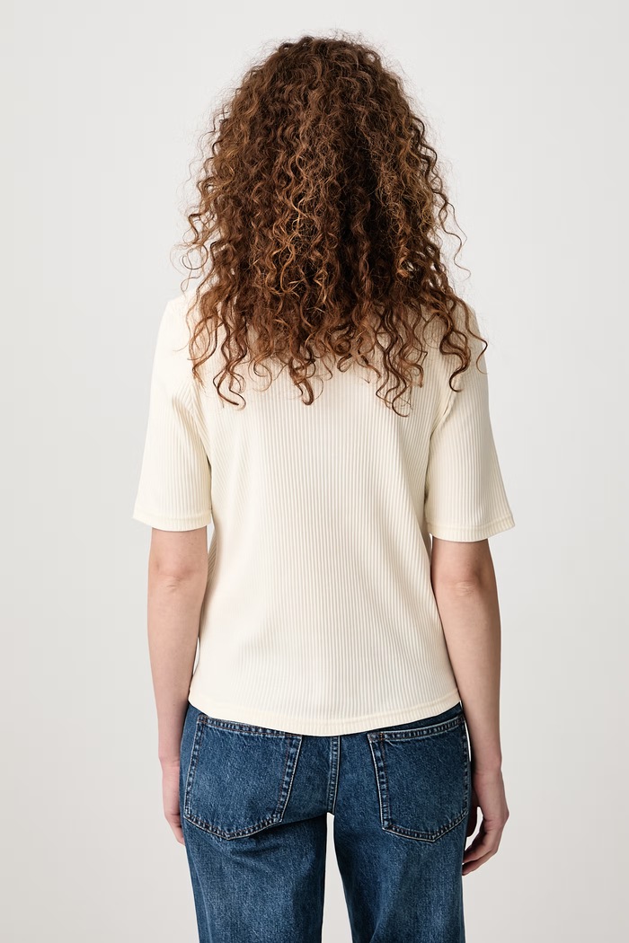 Odzież Fred Perry T-shirt damski z bawełną G3165.560 beżowy