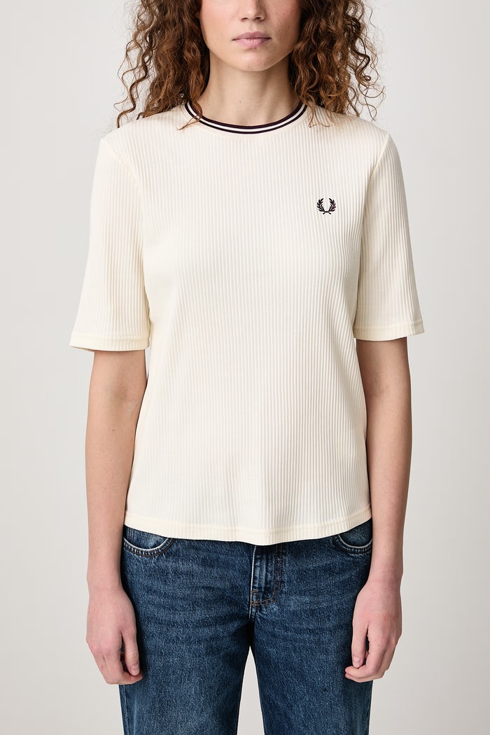 T-shirt damski z bawełną Fred Perry beżowy G3165.560