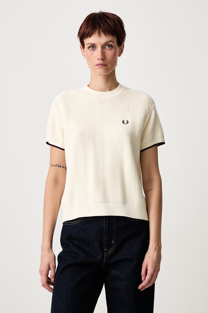 Fred Perry Sweter z krótkim rękawem damski bawełniany beżowy K3127.560