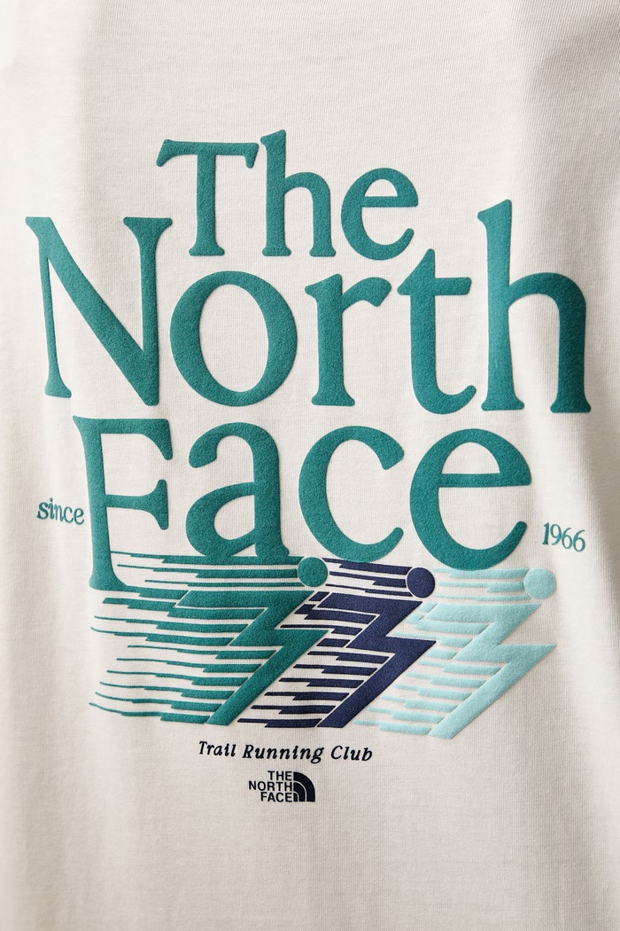 The North Face t-shirt γυναικείο βαμβακερό Retro NF0A8JAHQLI1 μπεζ