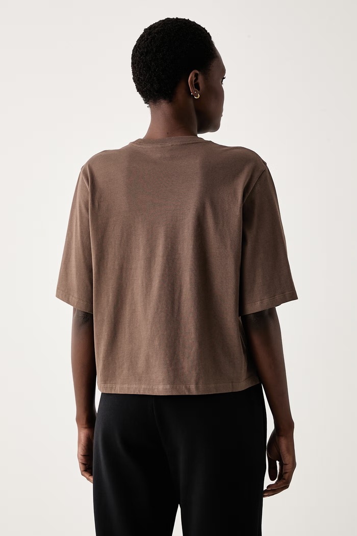 Odzież The North Face T-shirt damski bawełniany Essential NF0A8H711OI1 brązowy